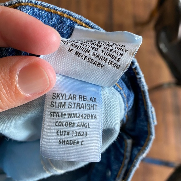 Hudson "Skylar" Relaxed Slim Straight Jean size 27 - Picture 7 of 7